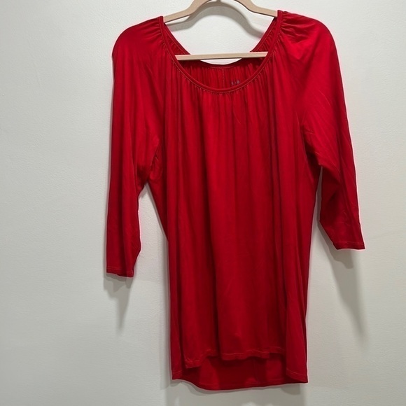 𝅺THREE Dots Red Soft ¾ Sleeve Shirt Size Medium - Picture 1 of 6